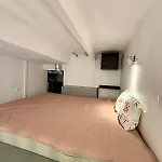 Cozy 2 Level Mini Loft In Vilnius